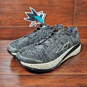 ALTRA Womens Size 9 Paradigm 4.0 Trail Running